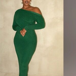 Elegant Green Off-Shoulder Dress